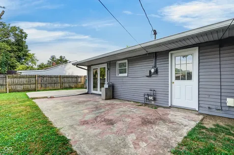 1986 Churchill Road Franklin IN 46131