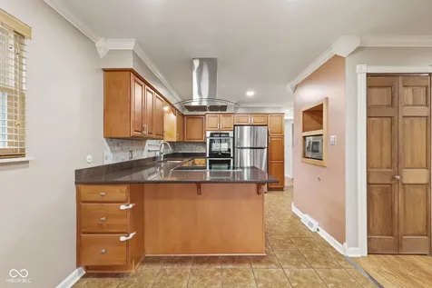 217 Woodhill Drive Indianapolis IN 46227