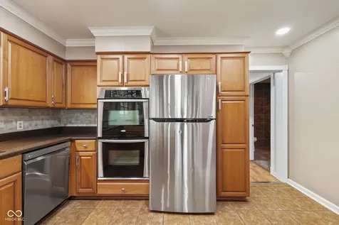 217 Woodhill Drive Indianapolis IN 46227