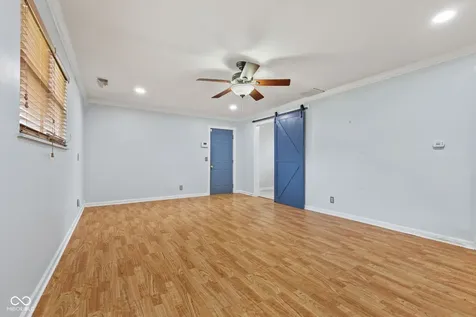 217 Woodhill Drive Indianapolis IN 46227