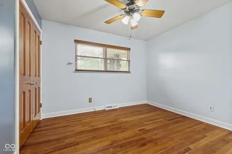 217 Woodhill Drive Indianapolis IN 46227