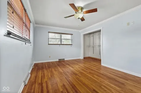 217 Woodhill Drive Indianapolis IN 46227