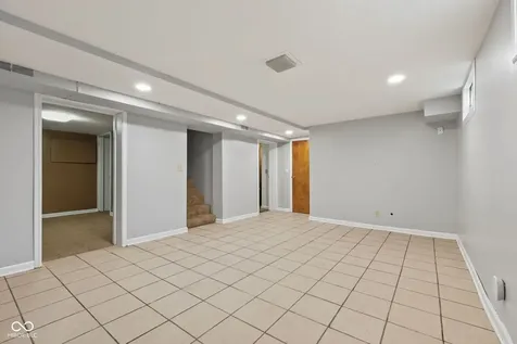 217 Woodhill Drive Indianapolis IN 46227