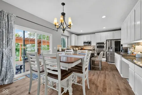 13272 Talon Crest Drive Fishers IN 46037