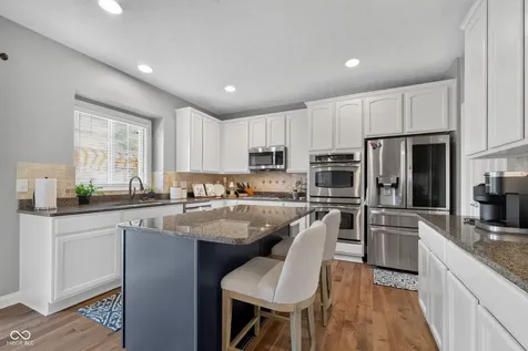 13272 Talon Crest Drive Fishers IN 46037