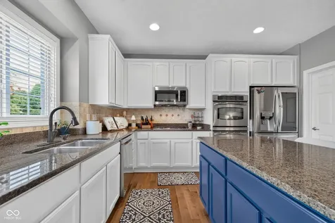 13272 Talon Crest Drive Fishers IN 46037