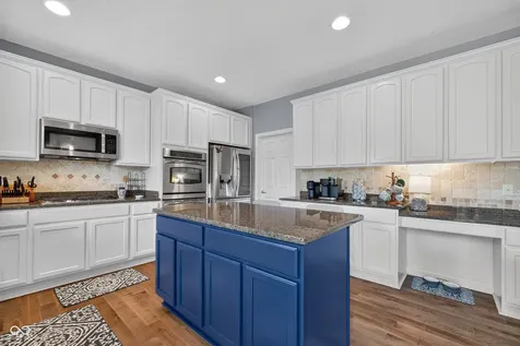 13272 Talon Crest Drive Fishers IN 46037