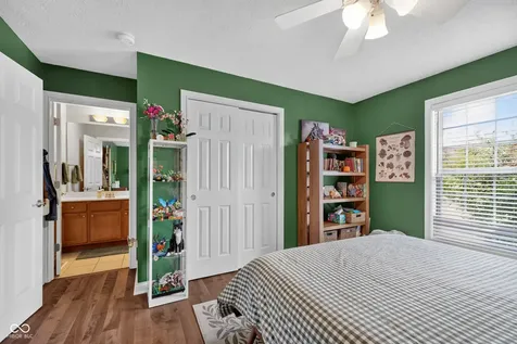 13272 Talon Crest Drive Fishers IN 46037