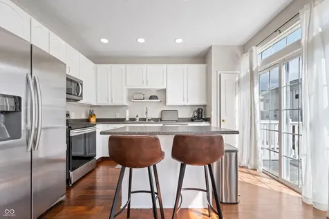 1194 Cavendish Drive Carmel IN 46032