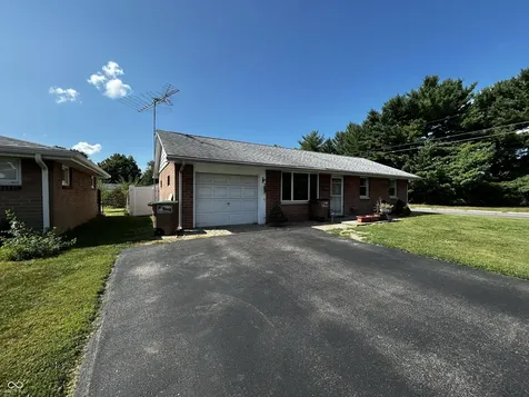2511 13th Street Columbus IN 47201