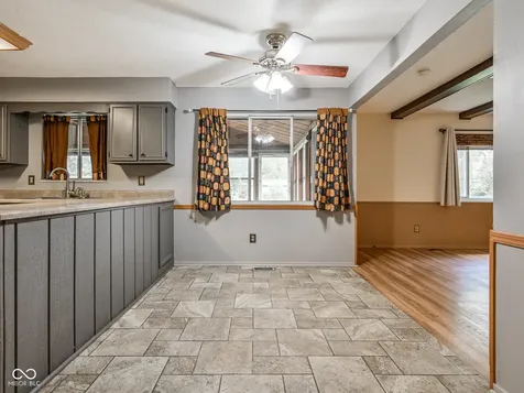2724 Andy Drive Indianapolis IN 46229