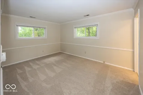 9317 Sherwood Lane Indianapolis IN 46240