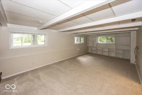 9317 Sherwood Lane Indianapolis IN 46240