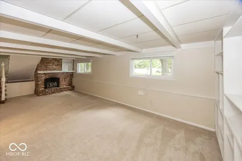 9317 Sherwood Lane Indianapolis IN 46240
