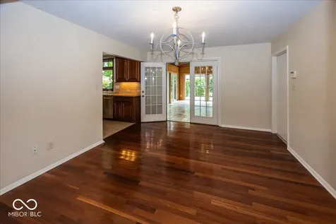 9317 Sherwood Lane Indianapolis IN 46240