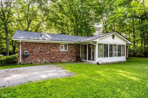 1859 Marian Drive Indianapolis IN 46240