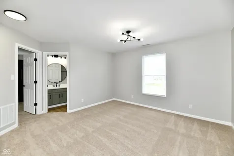 2560 Cabin Hill Road Indianapolis IN 46229