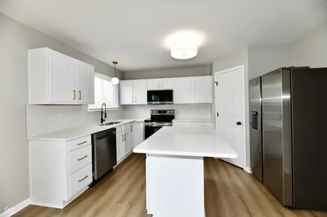 2560 Cabin Hill Road Indianapolis IN 46229