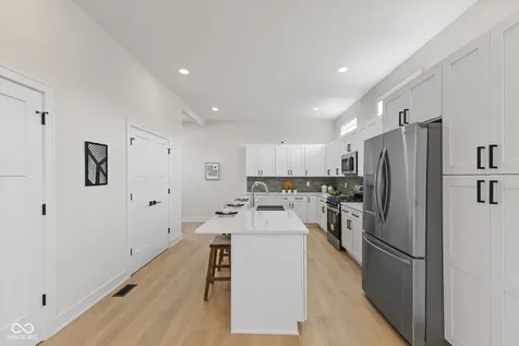 1405 Deloss Street Indianapolis IN 46201