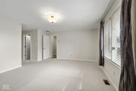 8616 Cricket Tree Lane Indianapolis IN 46260
