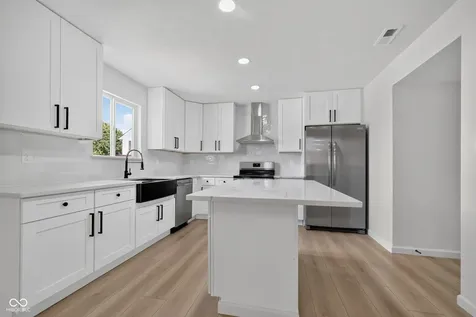 2944 Corbin Drive Indianapolis IN 46217