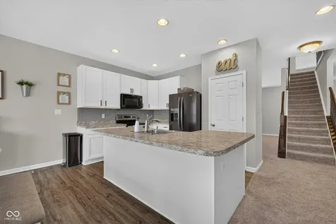 4221 Blue Note Drive Indianapolis IN 46239