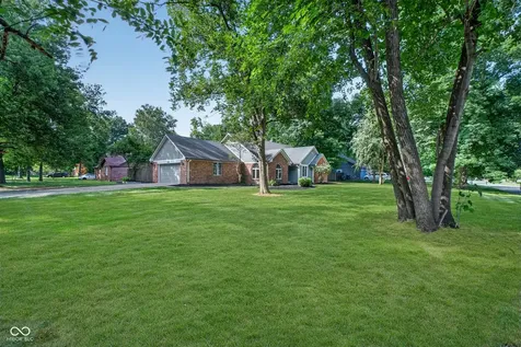 1633 Mace Drive Indianapolis IN 46229