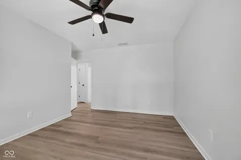 1633 Mace Drive Indianapolis IN 46229