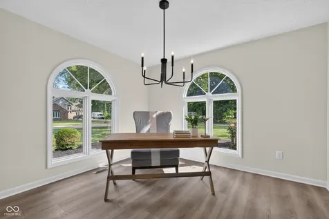 1633 Mace Drive Indianapolis IN 46229