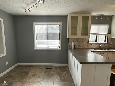 7890 Benjamin Drive Indianapolis IN 46226