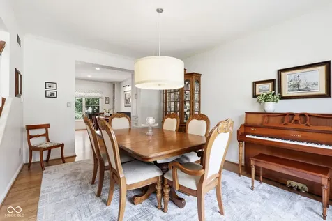 2127 Corsican Circle Westfield IN 46074