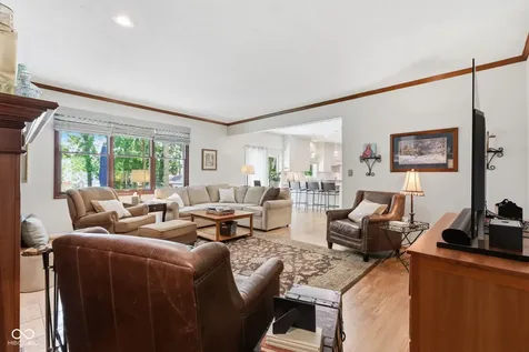 2127 Corsican Circle Westfield IN 46074