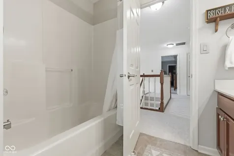 2127 Corsican Circle Westfield IN 46074