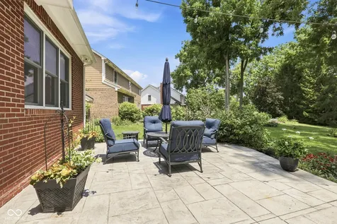 2127 Corsican Circle Westfield IN 46074