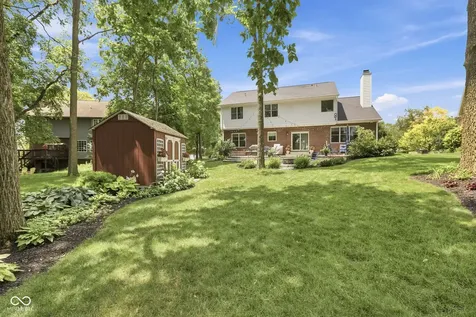 2127 Corsican Circle Westfield IN 46074