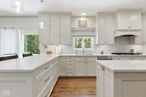 2127 Corsican Circle Westfield IN 46074