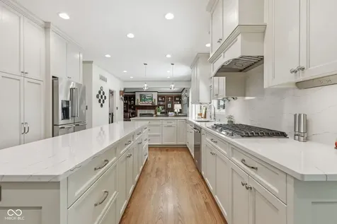 2127 Corsican Circle Westfield IN 46074