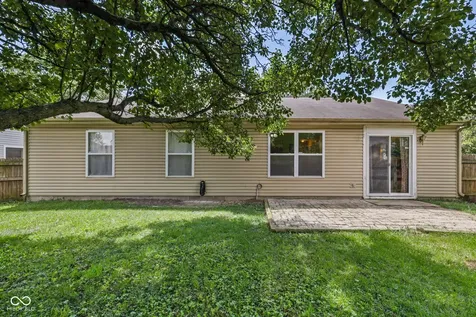 8315 Corinth Place Indianapolis IN 46227