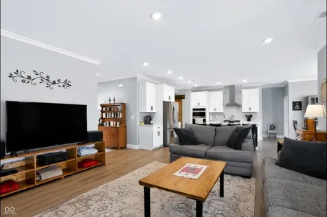 5054 Foxley Park Lane Avon IN 46123