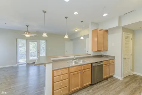 655 E 24th Street Indianapolis IN 46205