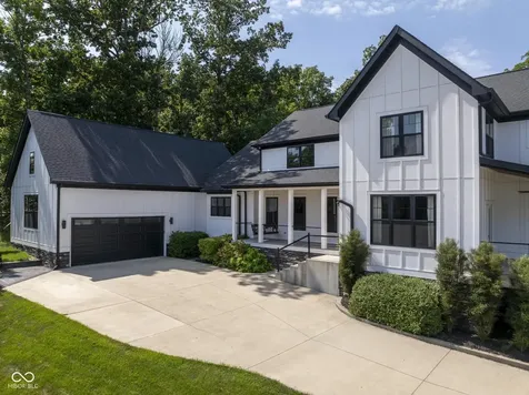 8157 Hunters Place Indianapolis IN 46236