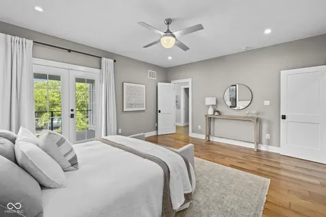 8157 Hunters Place Indianapolis IN 46236