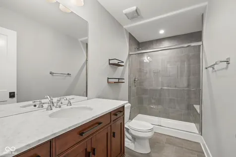 8157 Hunters Place Indianapolis IN 46236