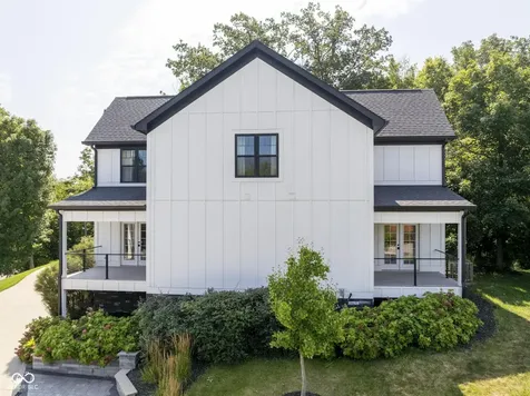 8157 Hunters Place Indianapolis IN 46236