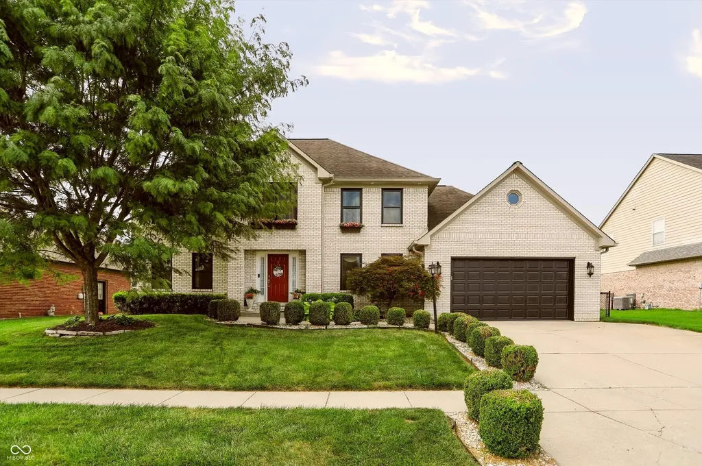 1555 Connemara Road Indianapolis IN 46217