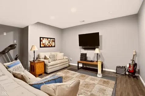 1555 Connemara Road Indianapolis IN 46217