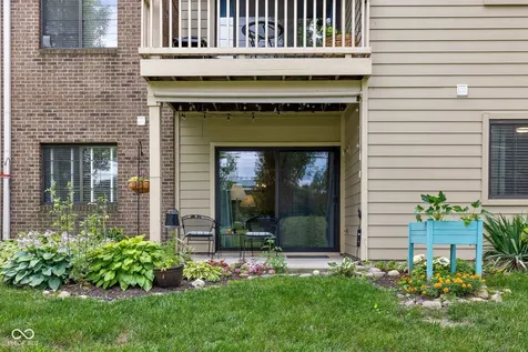 8820 Yardley Court Indianapolis IN 46268