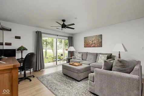 8820 Yardley Court Indianapolis IN 46268