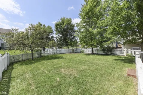10867 Washington Bay Drive Fishers IN 46037