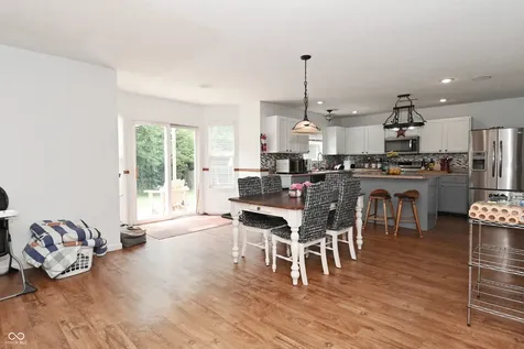 6463 Glory Maple Lane Indianapolis IN 46221